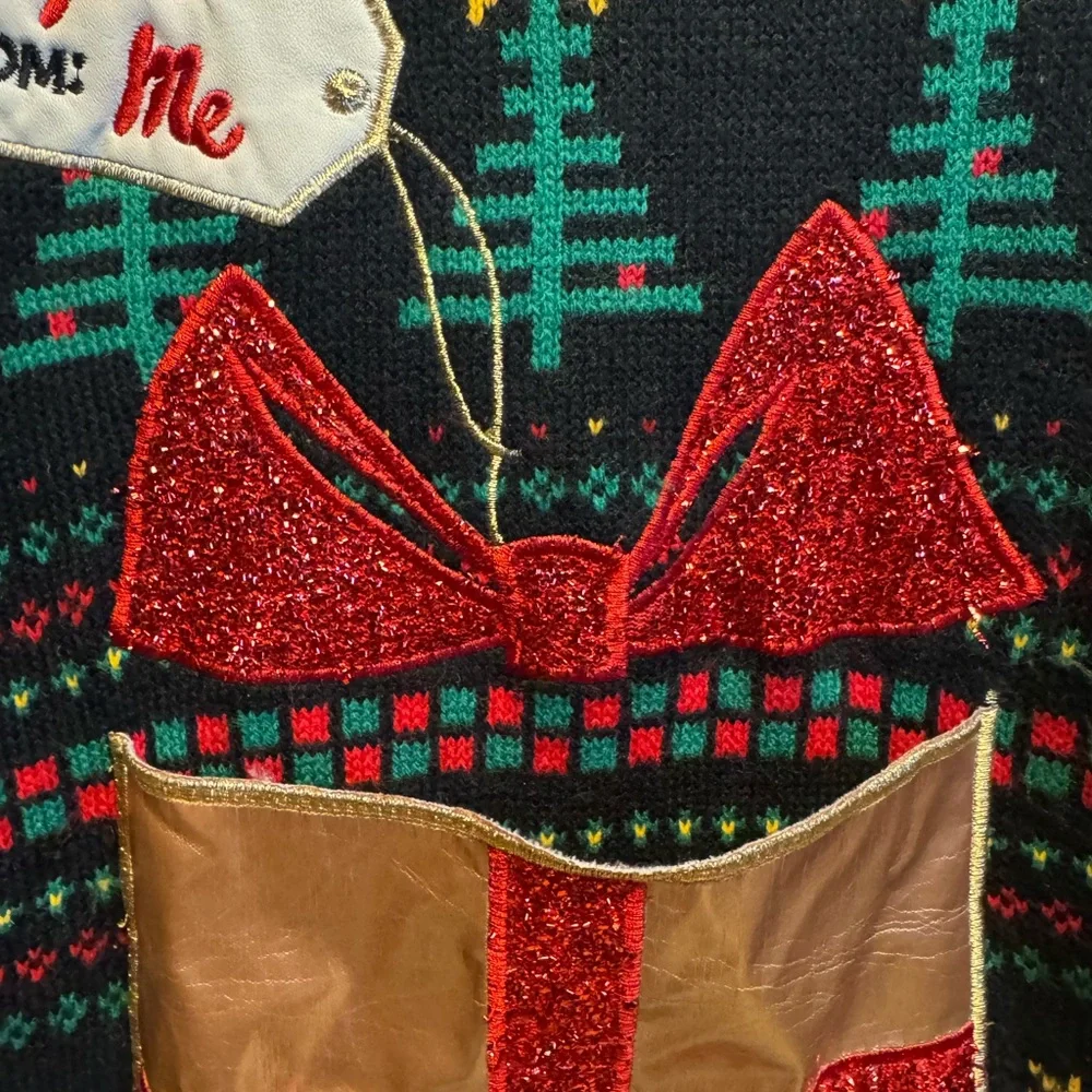 Holiday‎ Time Black and Red Christmas Sweater